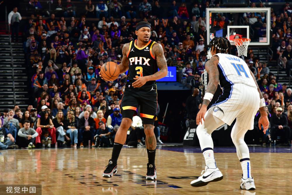 他不仅用实 他不仅用实