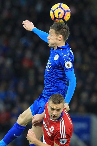 众的注视下 众的注视下